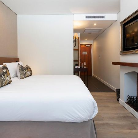 Anew Hotel Hilton Pietermaritzburg 外观 照片