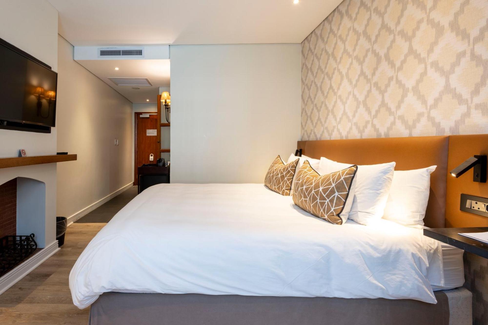Anew Hotel Hilton Pietermaritzburg 外观 照片