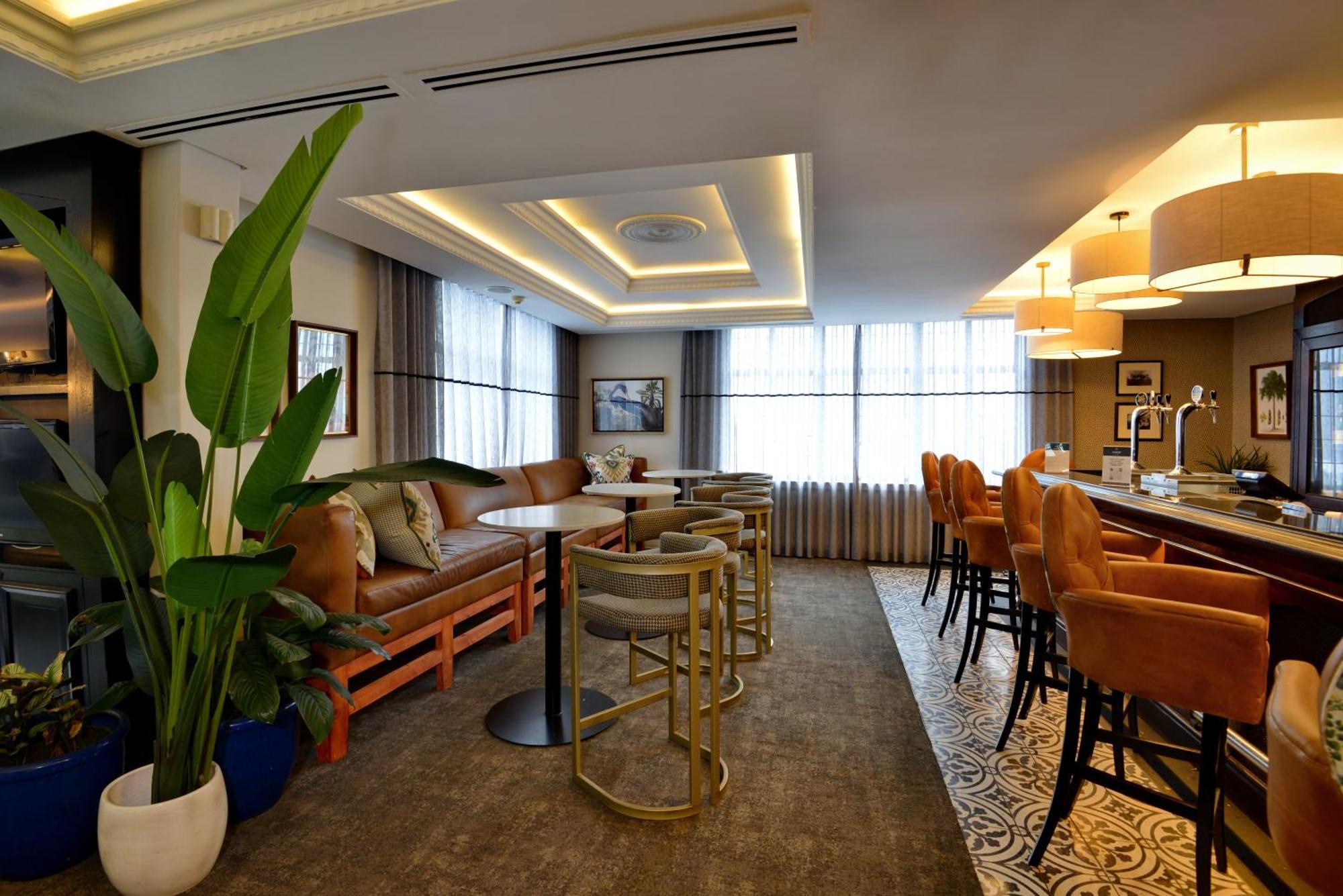 Anew Hotel Hilton Pietermaritzburg 外观 照片